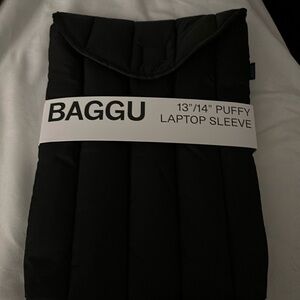 Baggu laptop sleeve